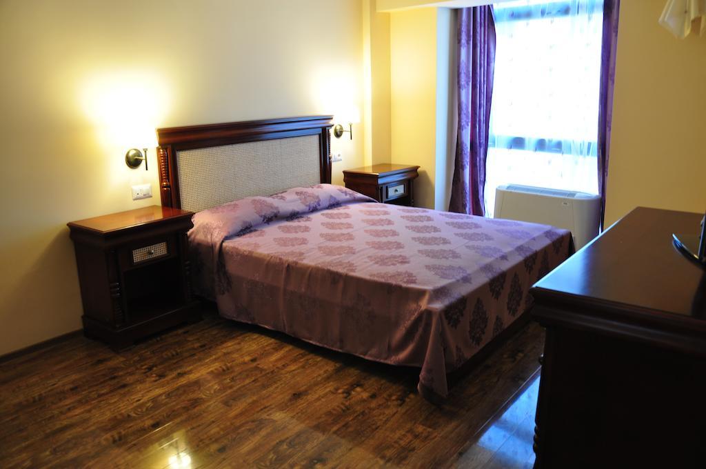 Vigo Grand Hotel Πλοέστι Εξωτερικό φωτογραφία
