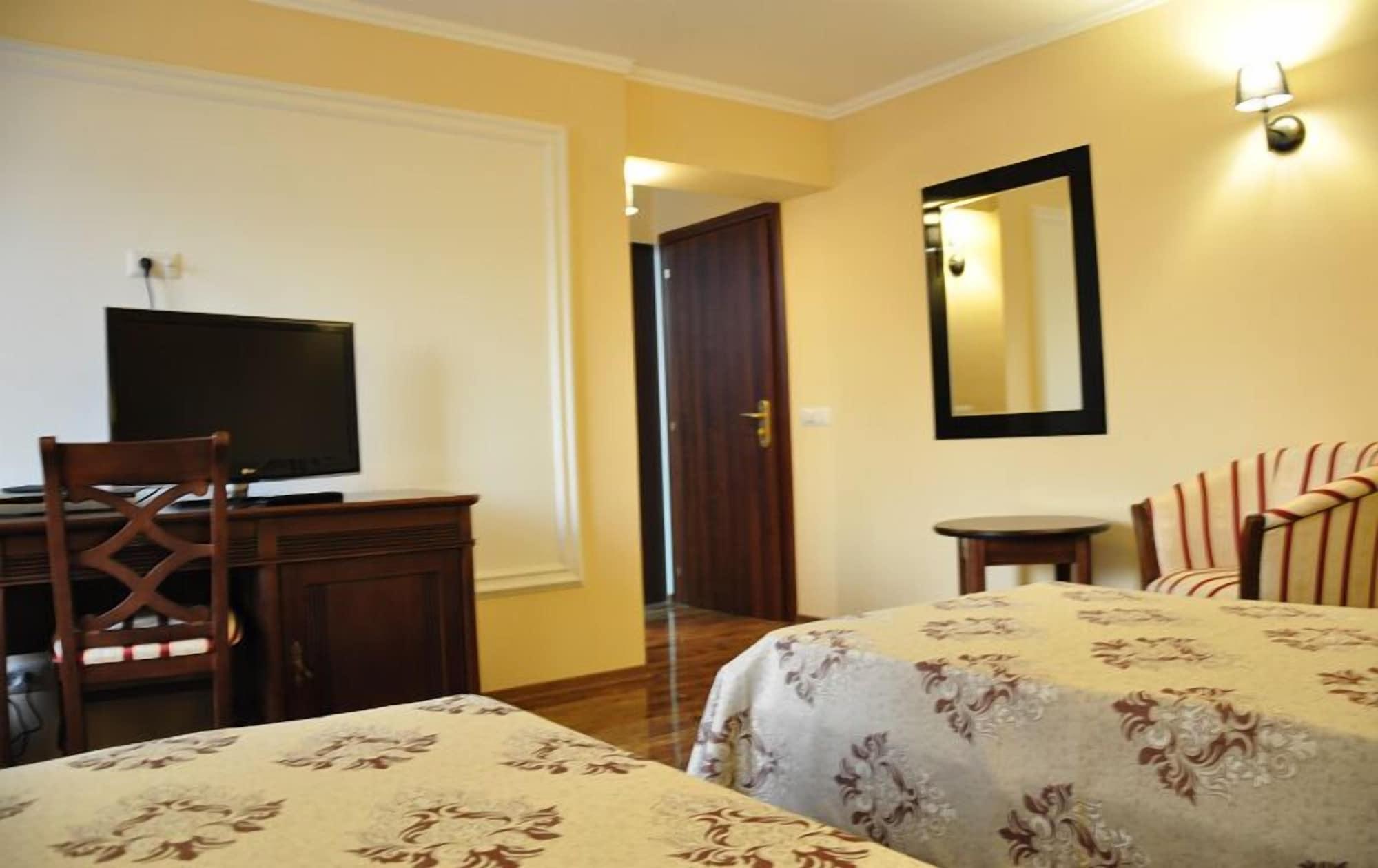 Vigo Grand Hotel Πλοέστι Εξωτερικό φωτογραφία