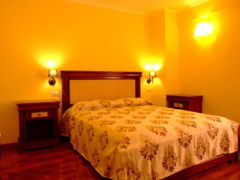 Vigo Grand Hotel Πλοέστι Εξωτερικό φωτογραφία