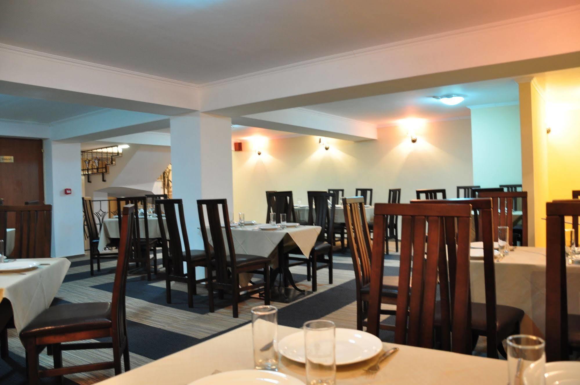 Vigo Grand Hotel Πλοέστι Εξωτερικό φωτογραφία