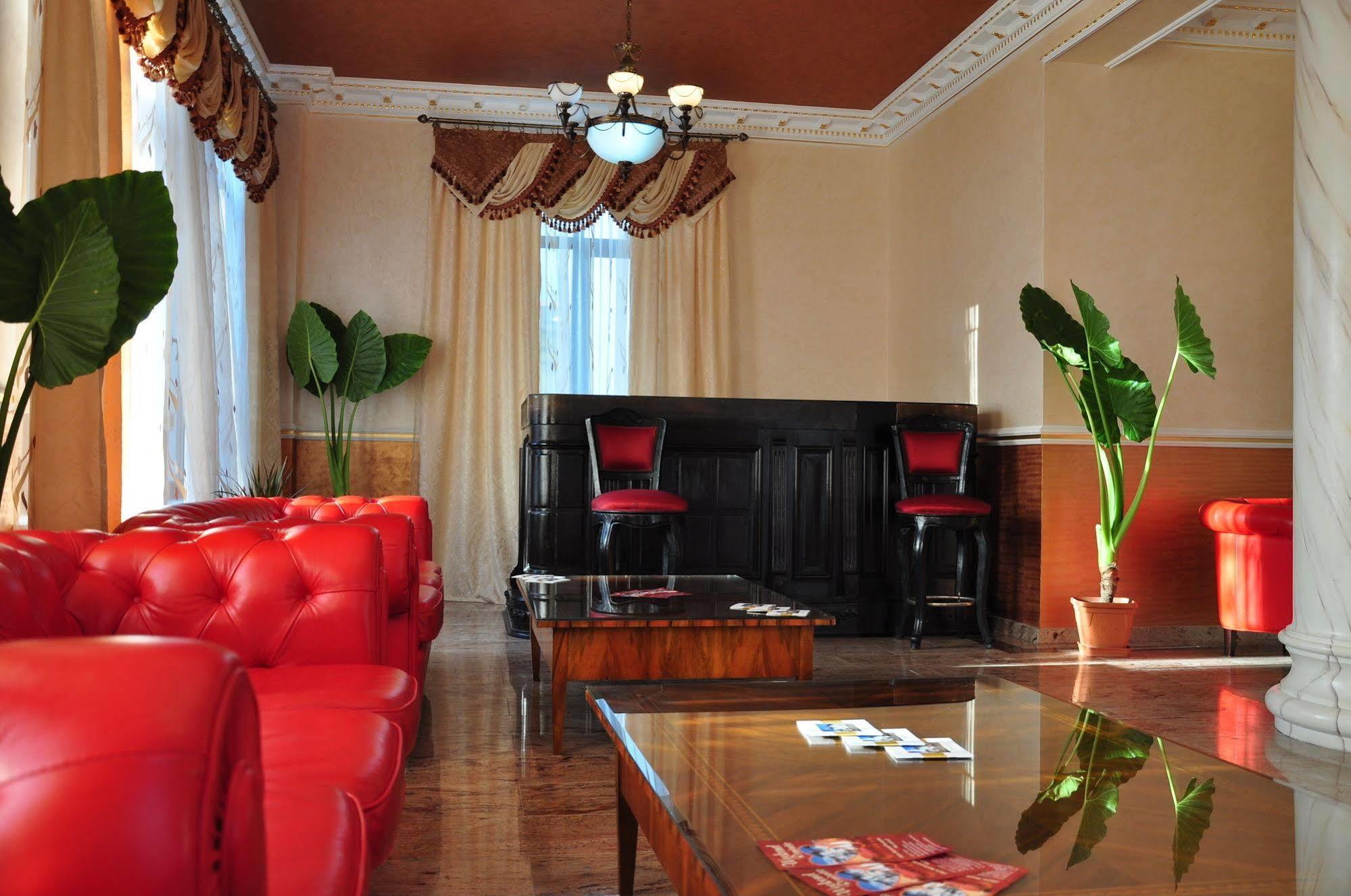 Vigo Grand Hotel Πλοέστι Εξωτερικό φωτογραφία